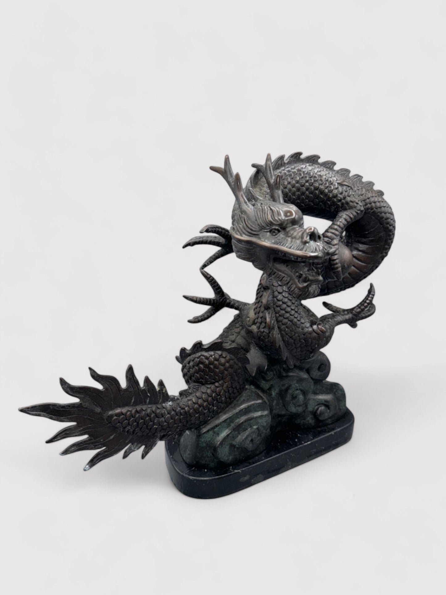 Bronze Drache auf Marmorsockel, H 30cm
