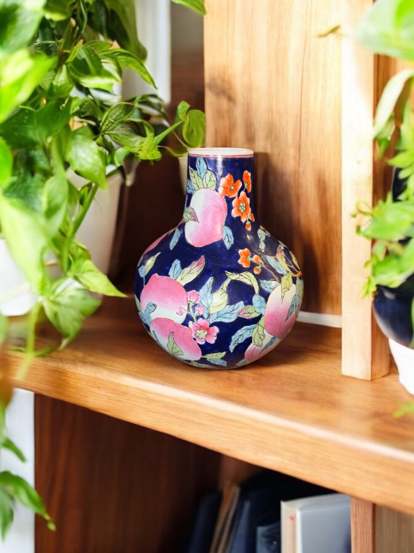 Handgemalte Porzellan Vase, H 35cm