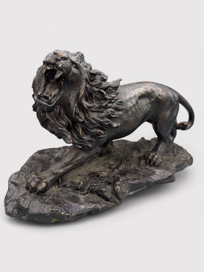 Brüllender Bronze Löwe, L 38cm