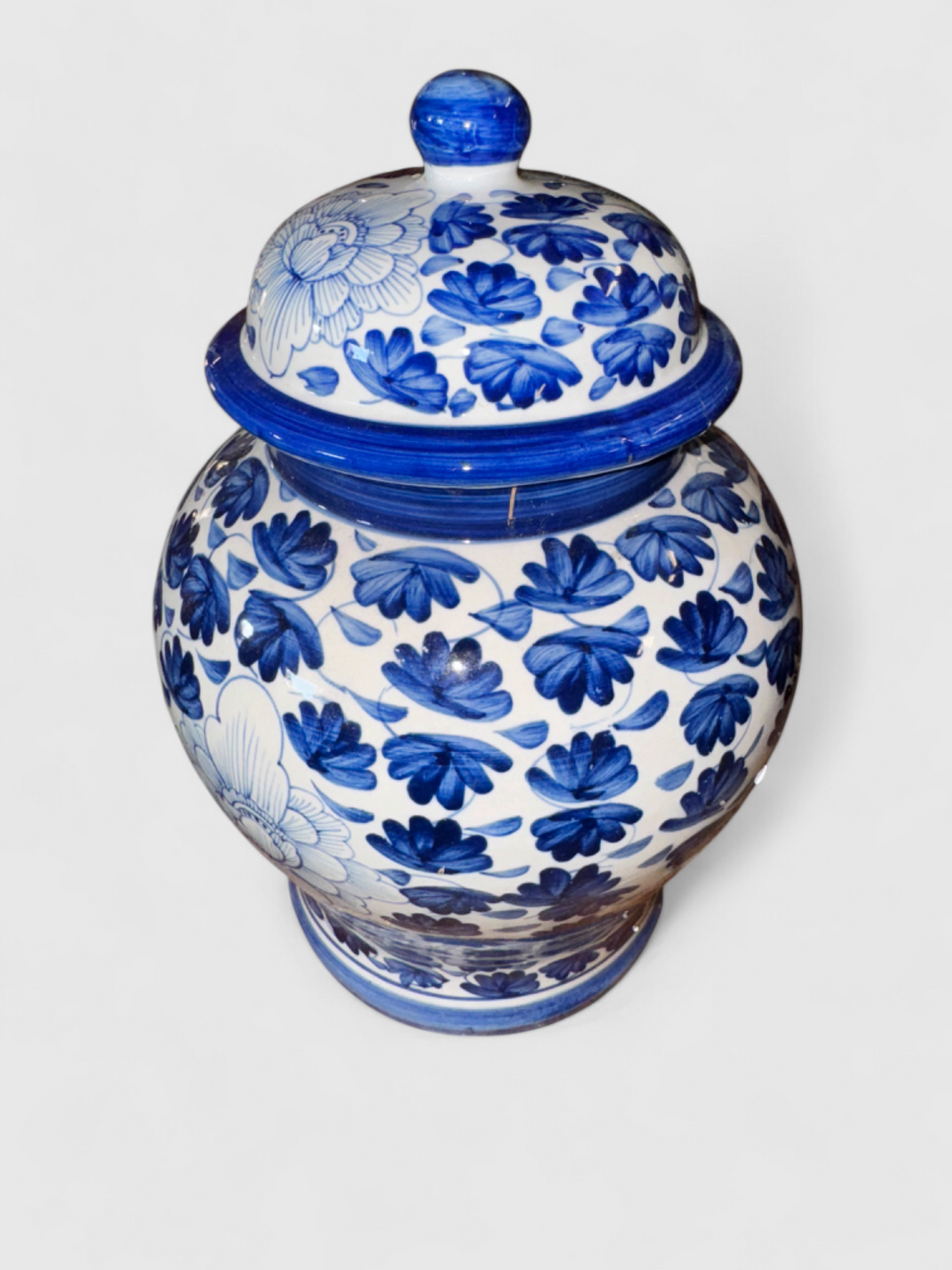 Hand-painted porcelain lidded vase, H 29cm
